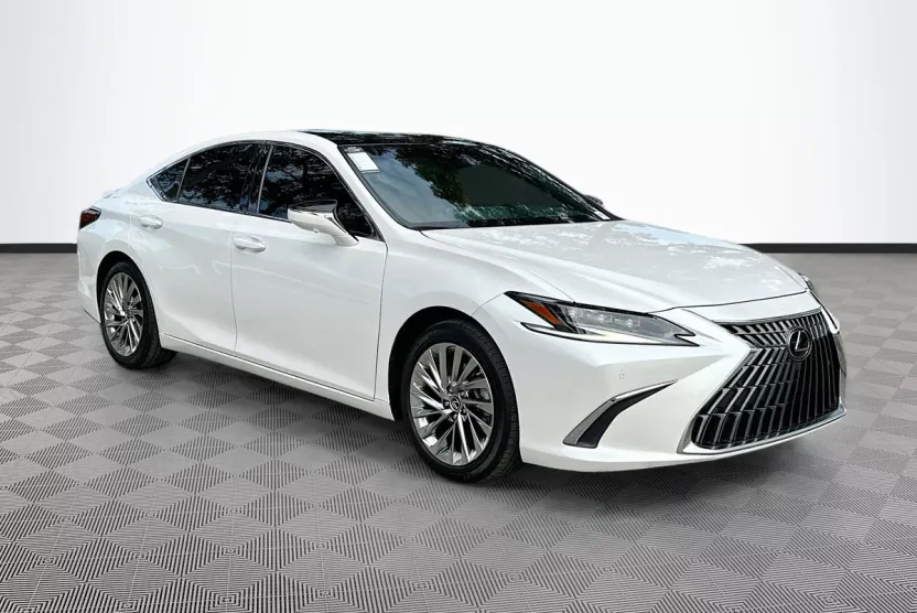 2023 Lexus ES 350 Ultra Luxury photo 1