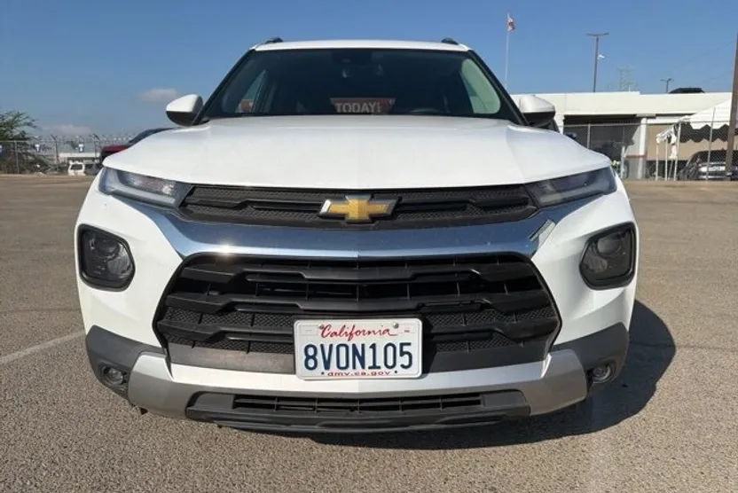 2021 Chevrolet Trailblazer LT photo 1
