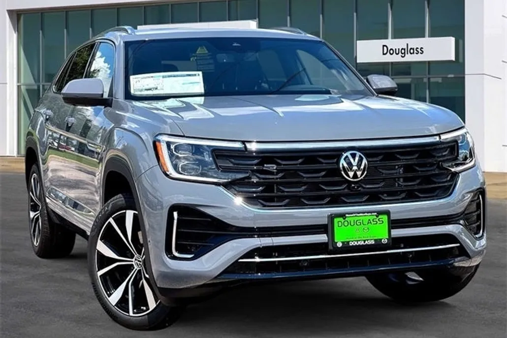 2025 Volkswagen Atlas Cross Sport SEL Premium R-Line photo 1