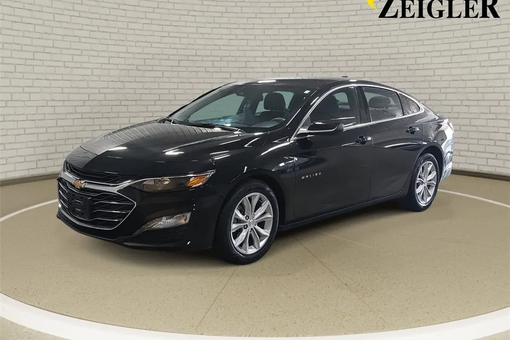 2024 Chevrolet Malibu 1LT photo 1