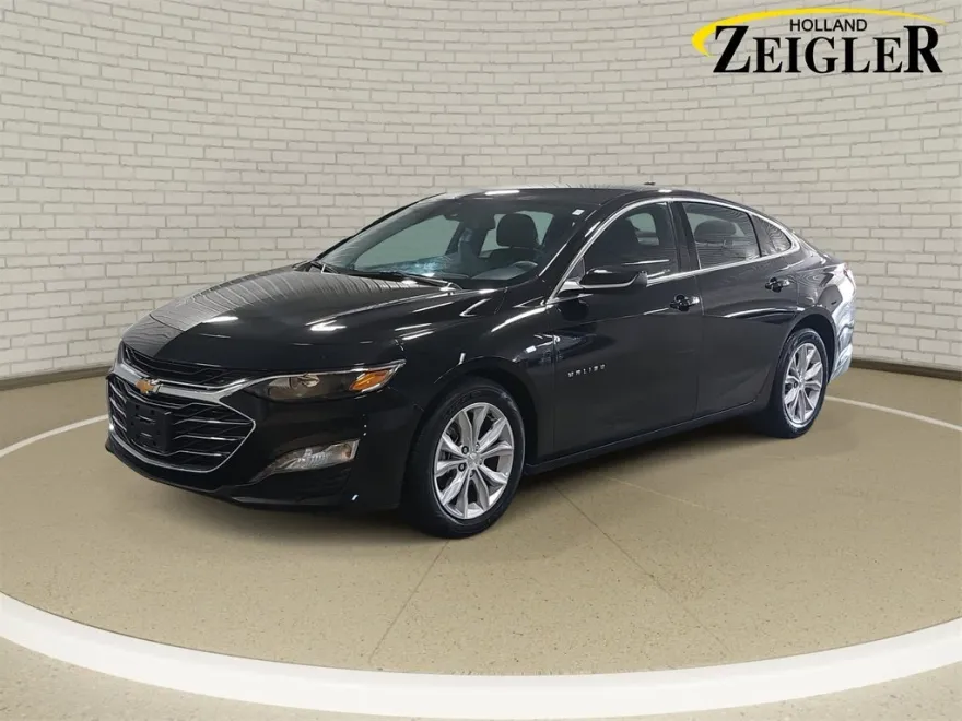 2024 Chevrolet Malibu 1LT photo 1