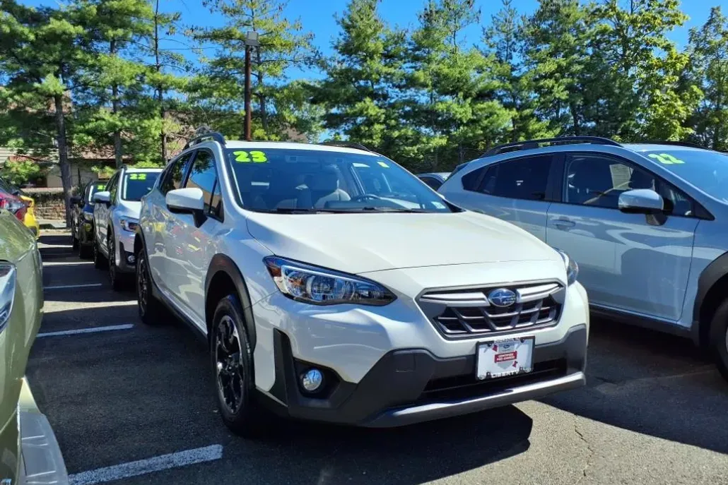 2023 Subaru Crosstrek Premium photo 1