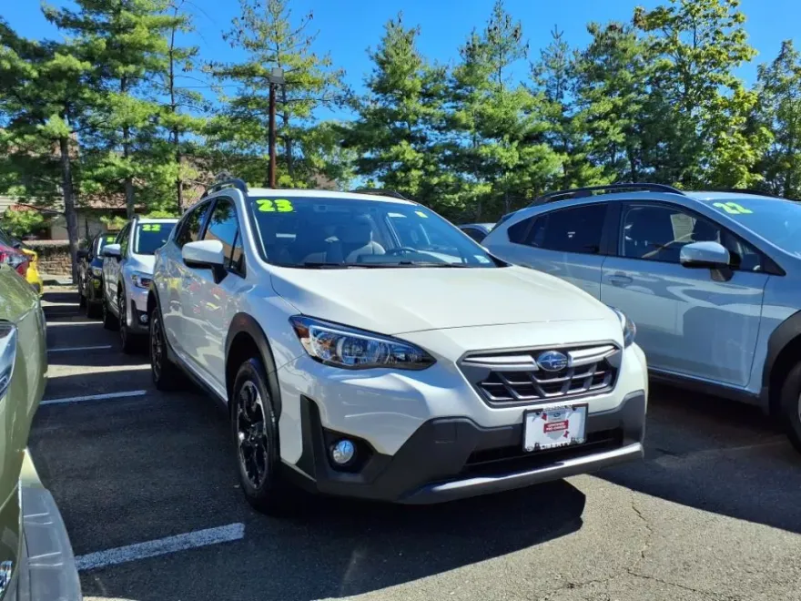2023 Subaru Crosstrek Premium photo 1