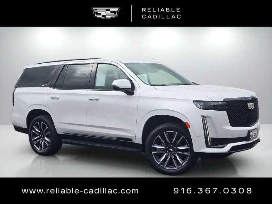 2025 Cadillac Escalade IQ Luxury photo 1