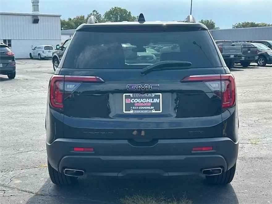 2023 Gmc Acadia SLT photo 1