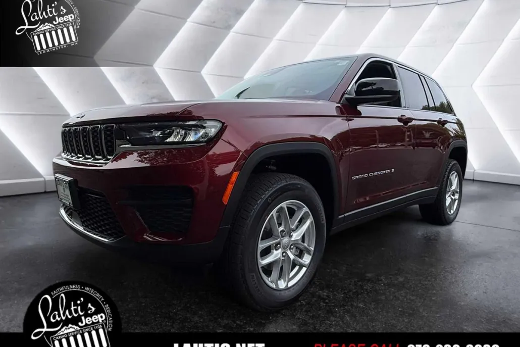 2025 Jeep Grand Cherokee Laredo X photo 1