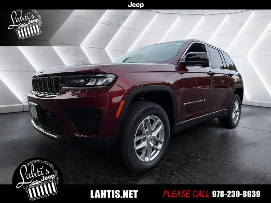 2025 Jeep Grand Cherokee Laredo X photo 1