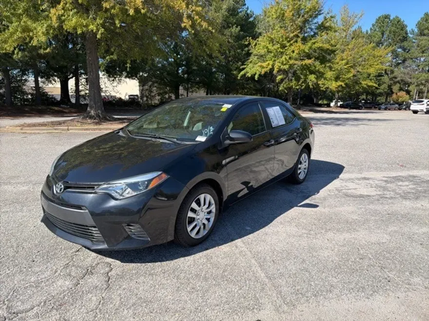 2016 Toyota Corolla L photo 1