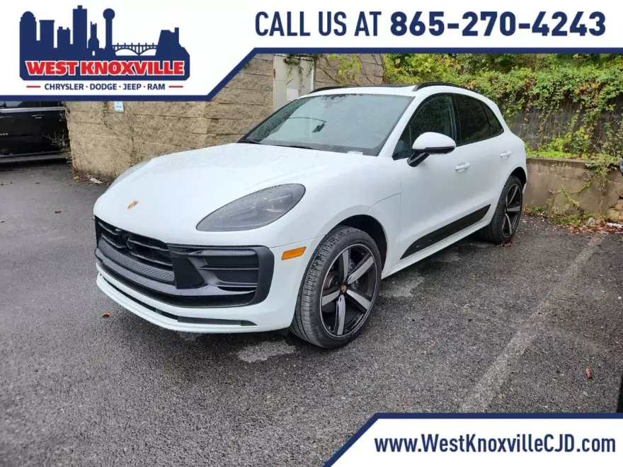 2024 Porsche Macan Base photo 1