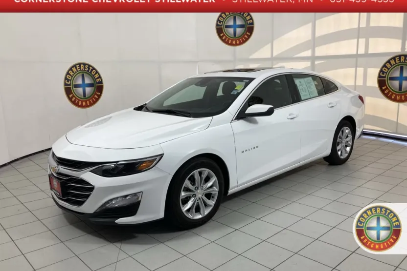 2024 Chevrolet Malibu 1LT photo 1