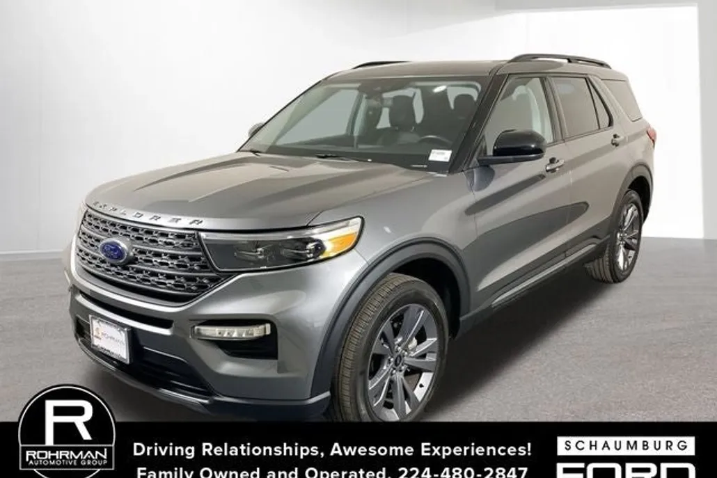 2022 Ford Explorer XLT photo 1