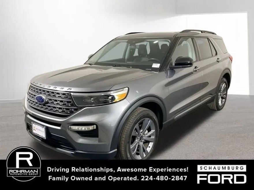 2022 Ford Explorer XLT photo 1