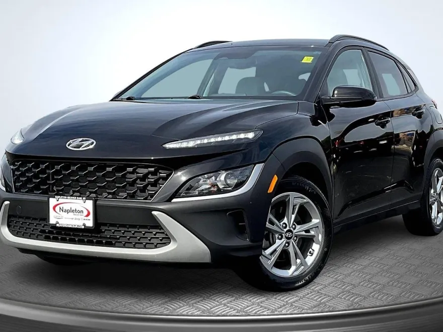 2023 Hyundai Kona SEL photo 1