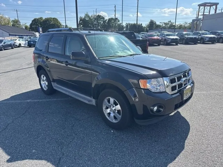 2011 Ford Escape Limited photo 1