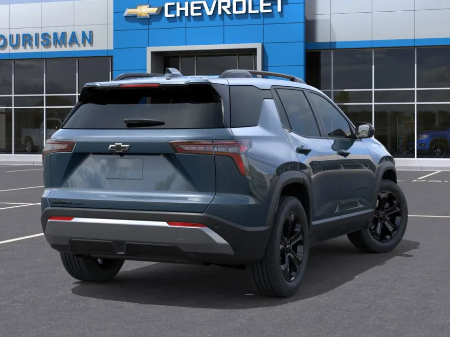 2026 Chevrolet Equinox LT photo 1