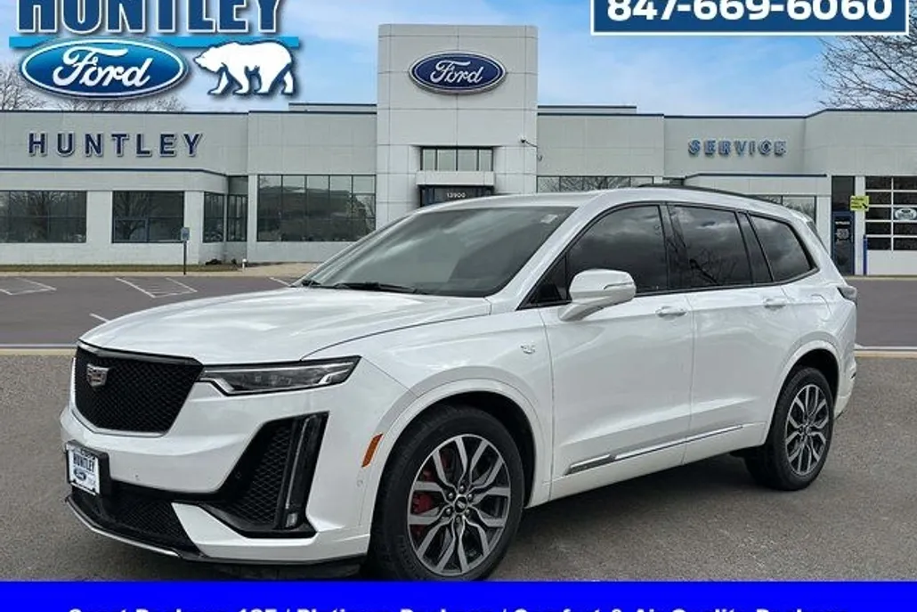 2022 Cadillac XT6 Sport photo 1