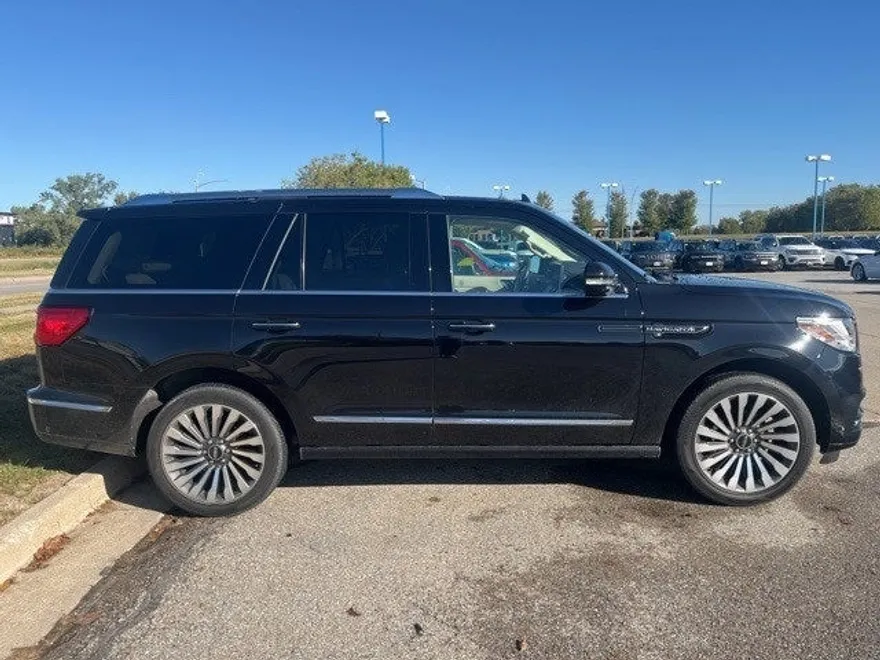 2020 Lincoln Navigator Reserve photo 1