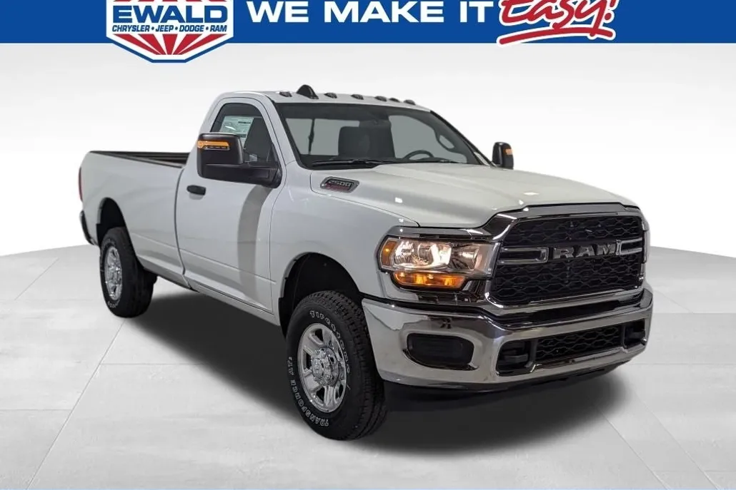 2024 Ram 2500 Tradesman photo 1