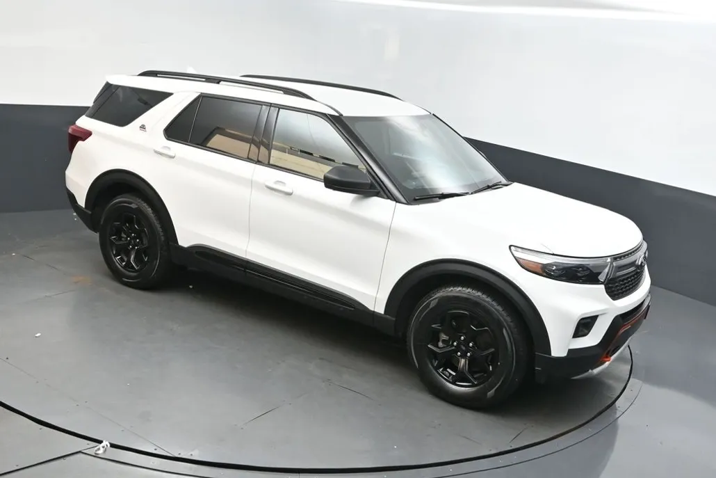 2022 Ford Explorer Timberline photo 1