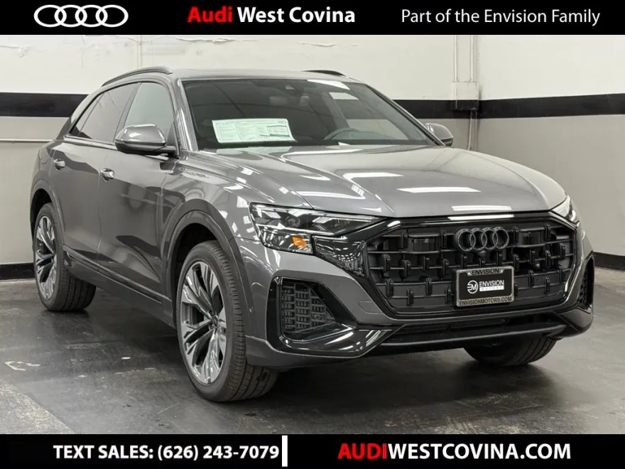 2025 Audi Q8 55 Premium Plus photo 1