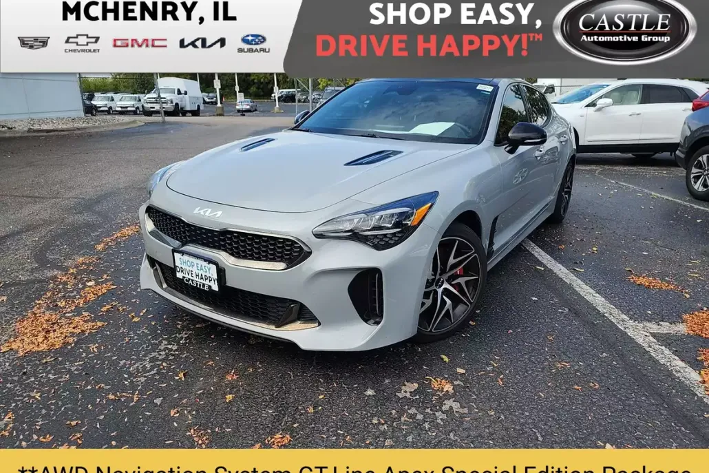 2023 Kia Stinger GT-Line photo 1