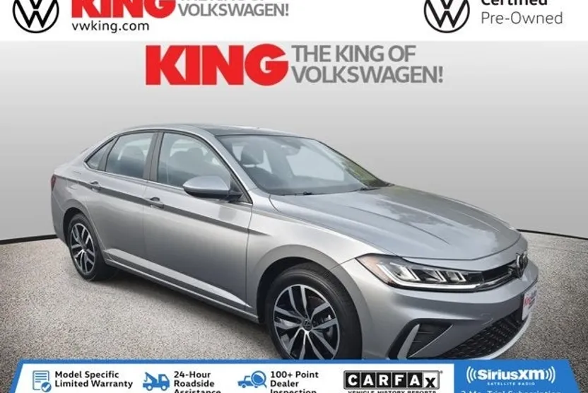 2025 Volkswagen Jetta SE photo 1