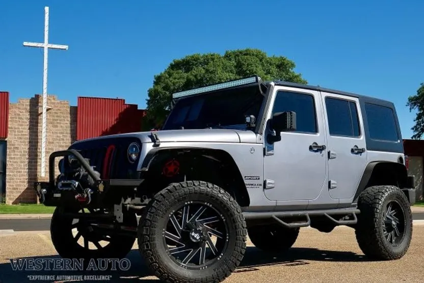 2014 Jeep Wrangler Unlimited Sport photo 1