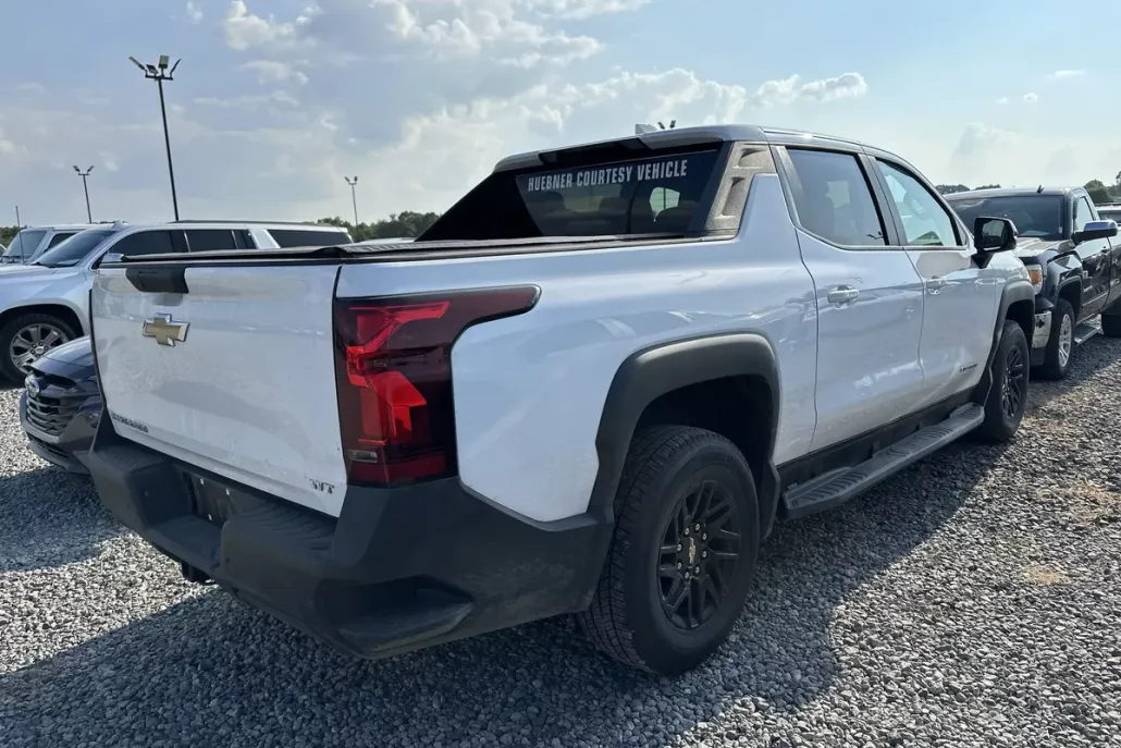 2024 Chevrolet Silverado EV Work Truck photo 1