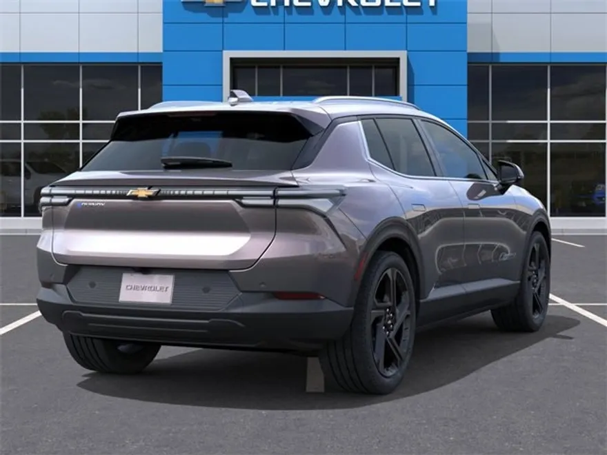 2026 Chevrolet Equinox LT photo 1