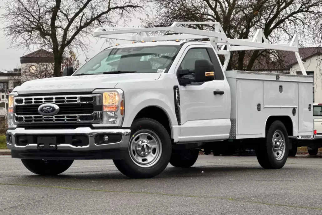 2024 Ford F-350 XL photo 1