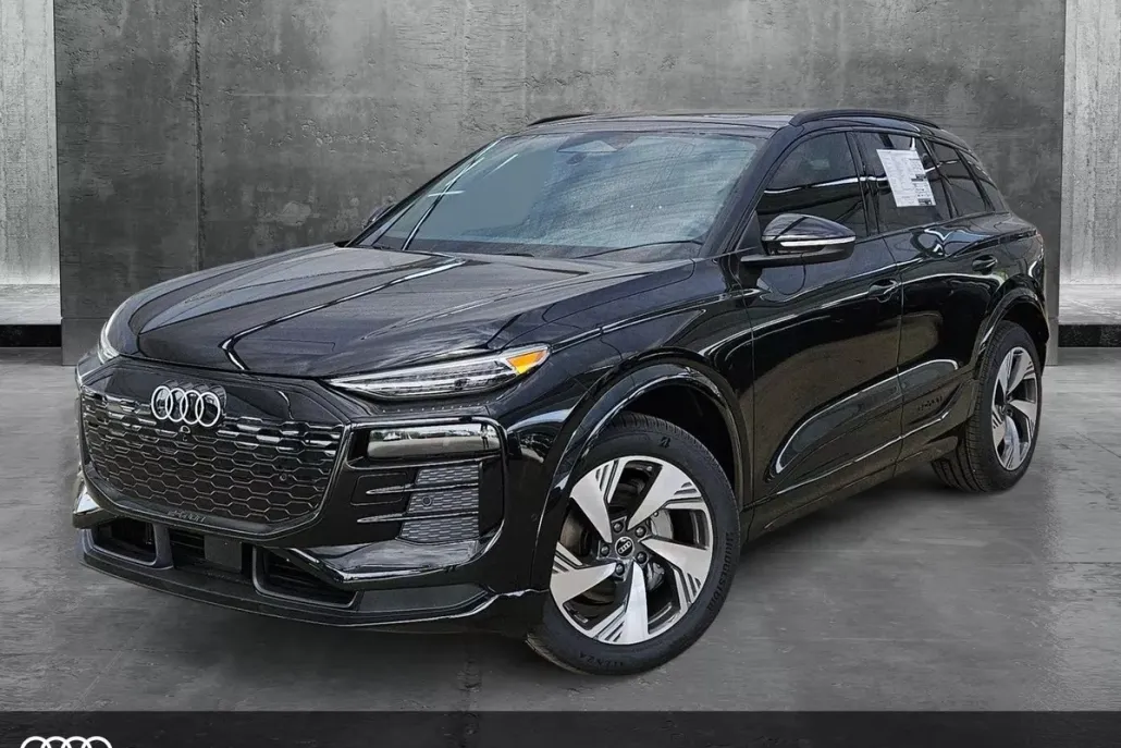 2025 Audi Q6 E-tron Premium Plus photo 1
