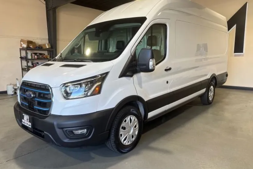 2022 Ford Transit photo 1