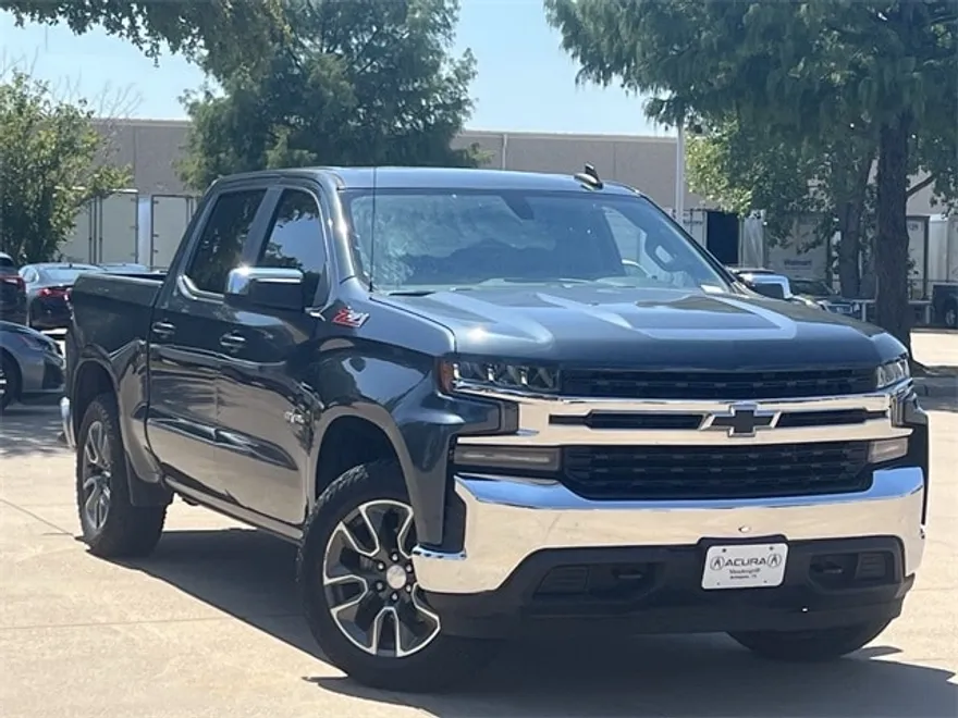 2019 Chevrolet Silverado 1500 LT photo 1