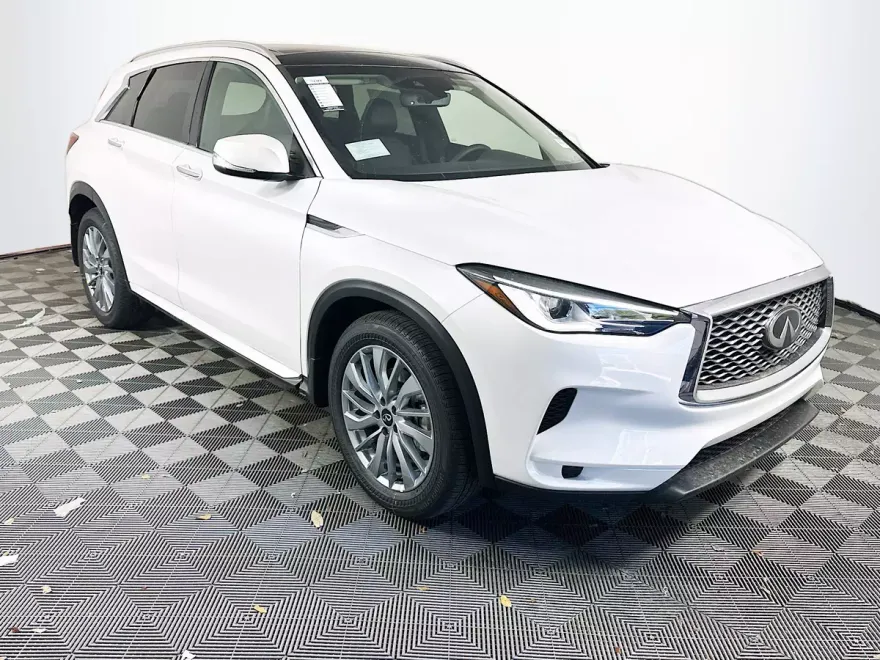 2025 Infiniti QX50 Luxe photo 1