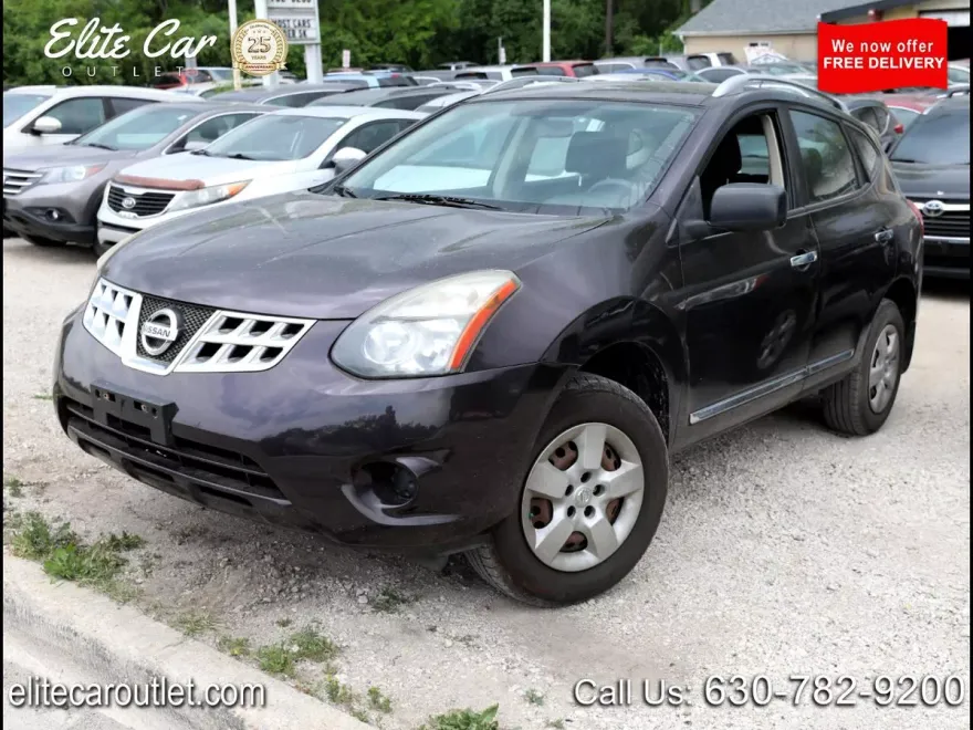 2015 Nissan Rogue Select S photo 1
