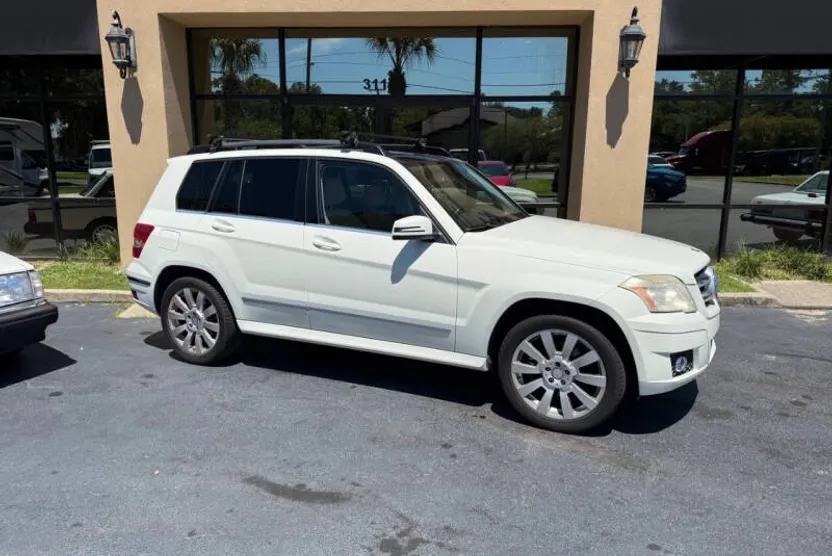 2011 Mercedes Benz GLK 350 photo 1
