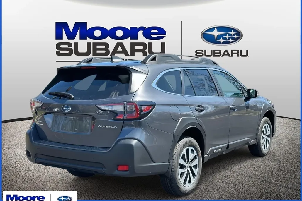 2025 Subaru Outback Premium photo 1
