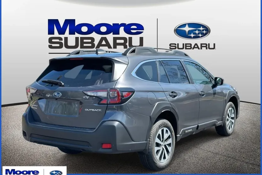 2025 Subaru Outback Premium photo 1