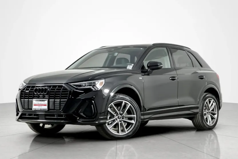 2025 Audi Q3 S line Premium 45 TFSI photo 1