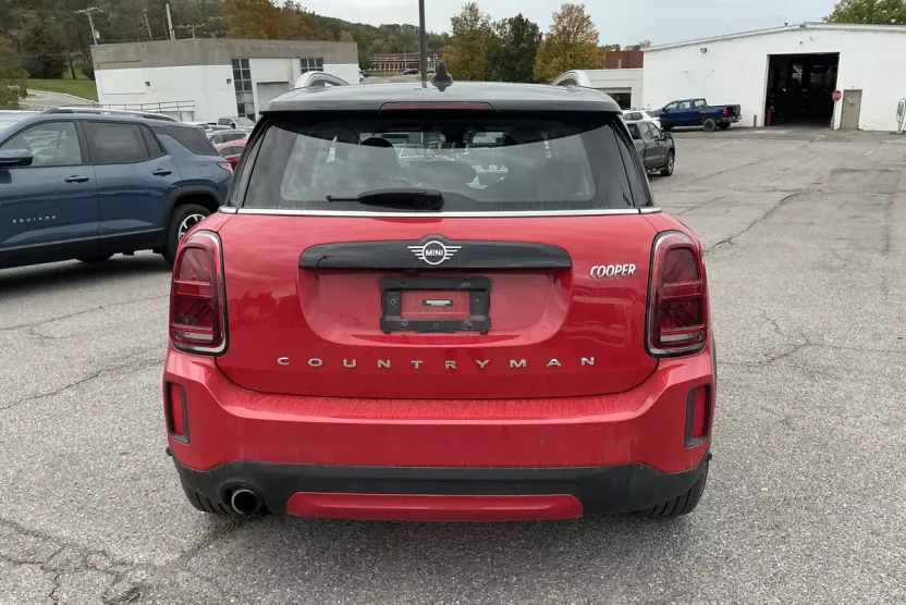 2022 Mini Countryman Oxford Edition photo 1