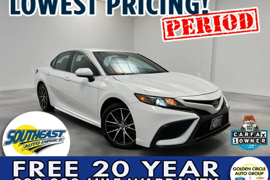 2024 Toyota Camry SE photo 1