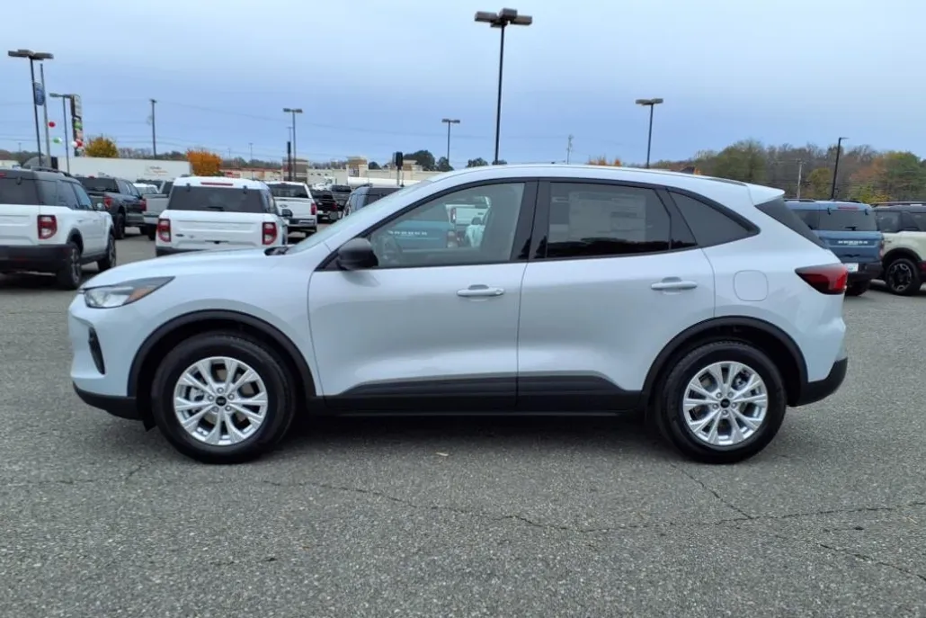 2025 Ford Escape Active photo 1