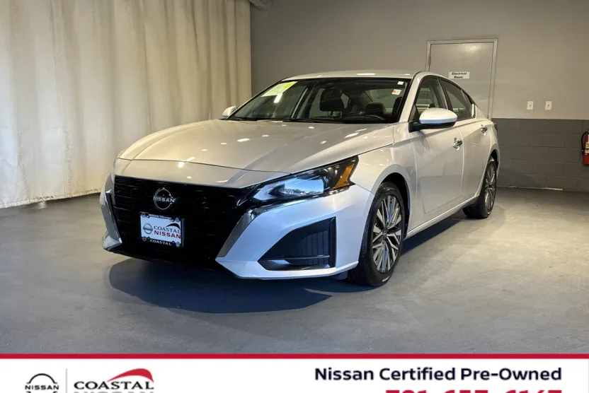 2023 Nissan Altima 2.5 SV photo 1