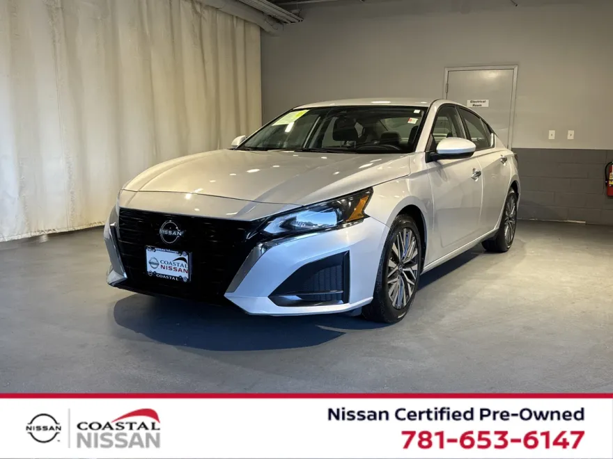2023 Nissan Altima 2.5 SV photo 1