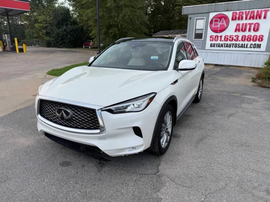 2019 Infiniti QX50 Luxe photo 1