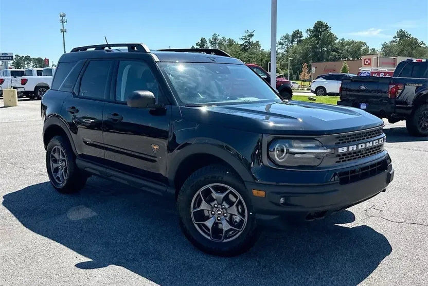 2024 Ford Bronco Sport Badlands photo 1