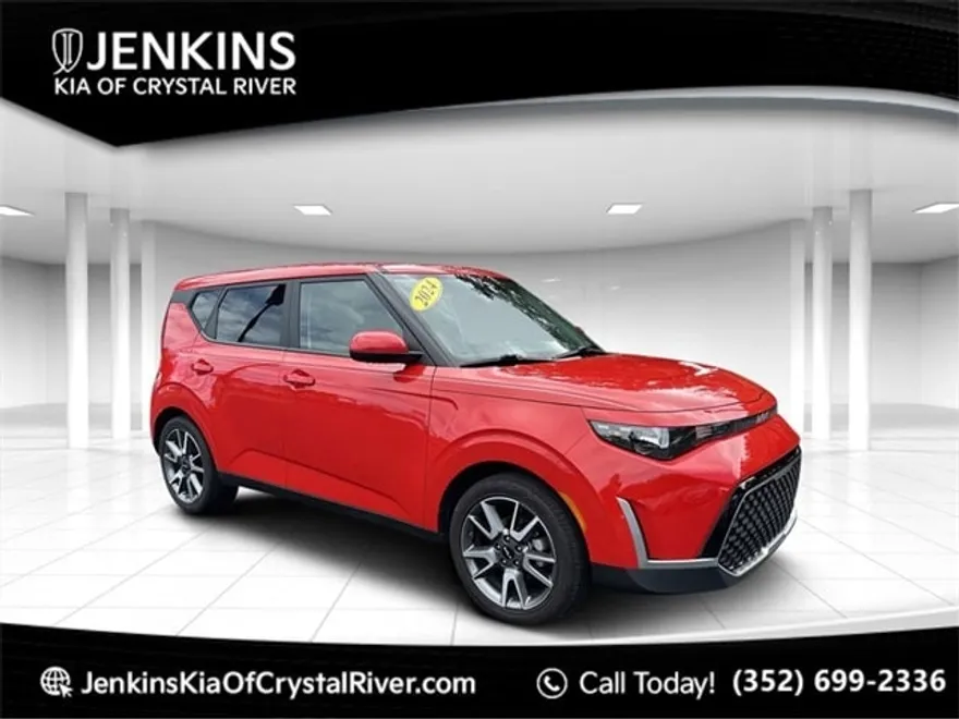 2024 Kia Soul EX photo 1