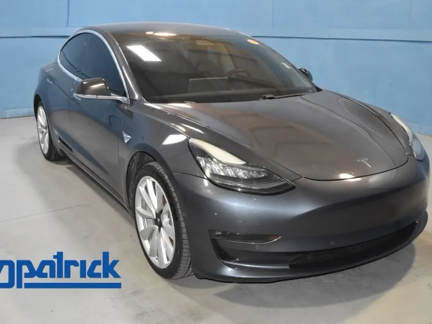 2018 Tesla Model 3 Mid Range photo 1