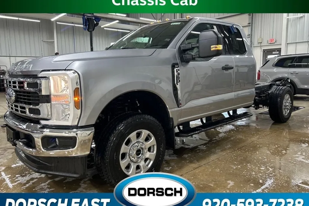 2024 Ford F-350 photo 1