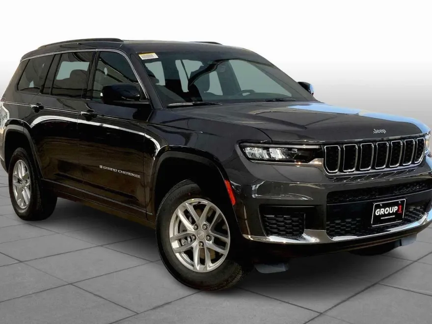 2025 Jeep Grand Cherokee Laredo photo 1